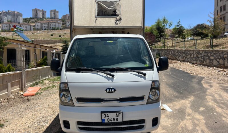 
								KİA BONGO K2500 DLX full									